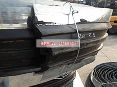 钢边橡胶止水带